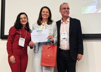 Mais um reconhecimento celebrado em equipe pelo Hospital Sapiranga. Divulgação