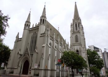 A Igreja da Ascensão está localizada na Rua Bento Gonçalves, no Centro de Novo Hamburgo