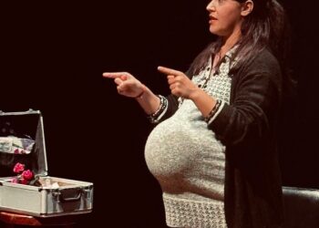 Monólogo "Maldito Coração, Me Alegras Que Tu Sofras", de Vera Karam, integra a mostra competitiva estadual do evento. Divulgação