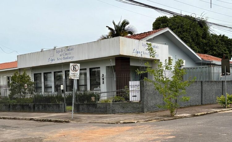 A sede da Liga fica na esquina das ruas Boa Saúde e Tupi, no bairro Rio Branco