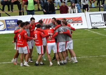 Equipe hamburguense comemora após garantir vaga na decisão do Mundial