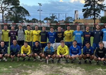 Seleção brasileira masculina de punhobol realizou treino neste sábado na Sociedade Ginástica