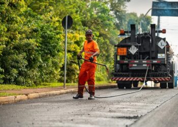 A programação dos trabalhos foi antecipada em razão da previsão de tempo sem chuva até quinta-feira (22). Tiago Dorscheid/PMNH