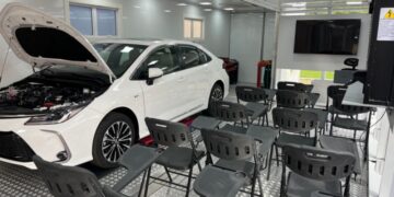A iniciativa busca ampliar o acesso à qualificação profissional e preparar trabalhadores para novas demandas do mercado automotivo. Divulgação